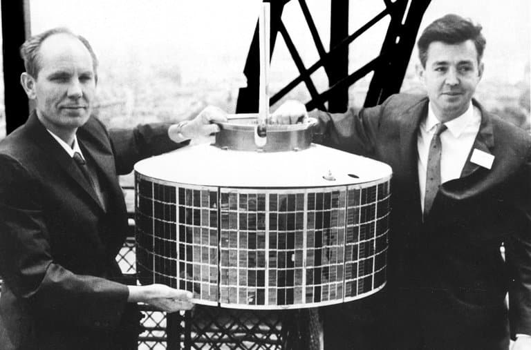 Harold Rosen: Pioneer of Communication Satellites Dead at 90 Harold Rosen