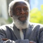 US comedian and activist Dick Gregory dies aged 84